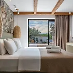 Brillante By Renthub Villa *