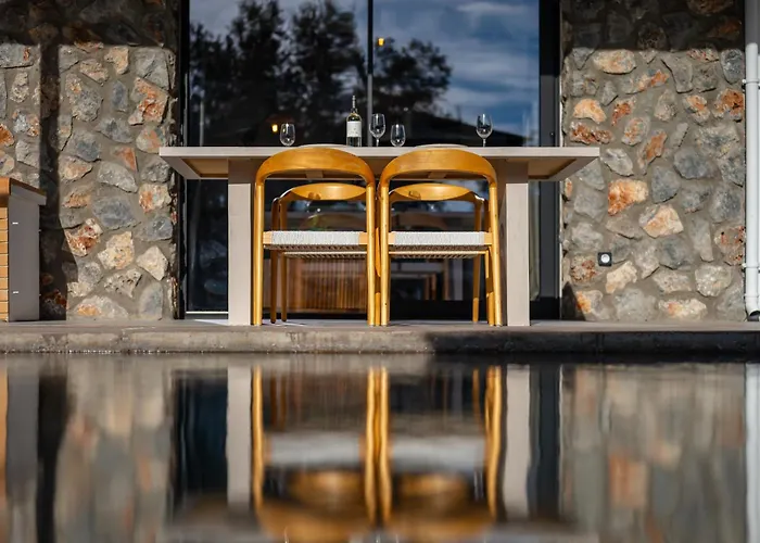 Brillante By Renthub Villa
