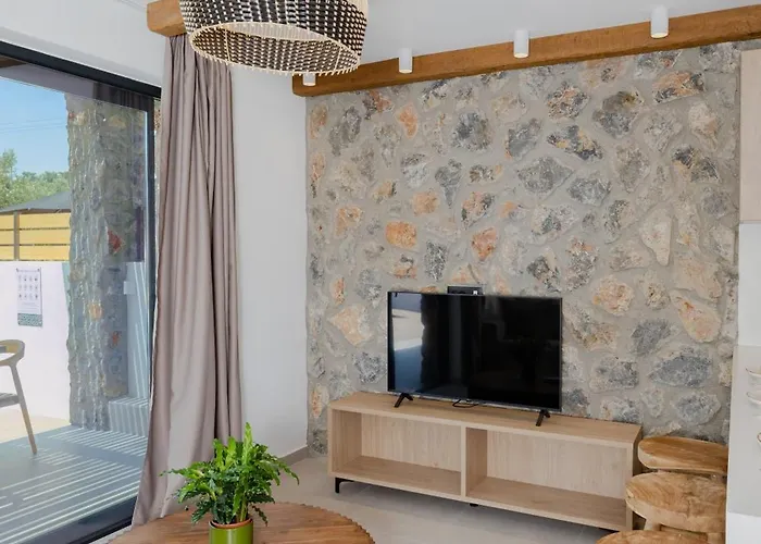 Brillante By Renthub Villa