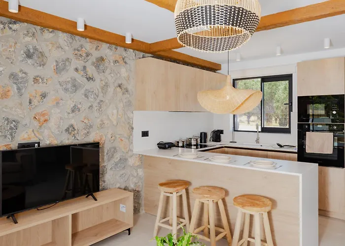 Brillante By Renthub Villa