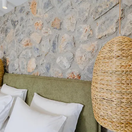 ヴィラ Brillante By Renthub *