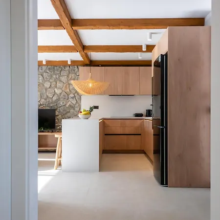 Brillante By Renthub Kolymbia