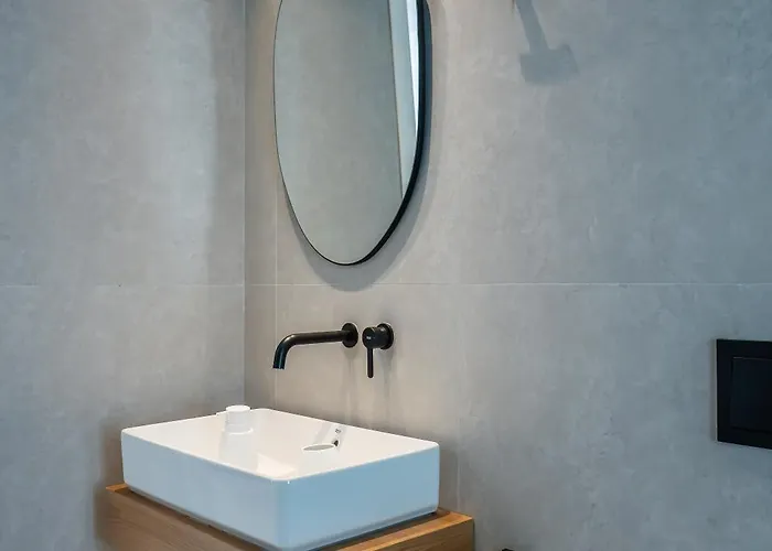 Brillante By Renthub Kolymbia