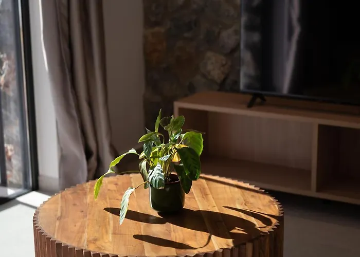 Brillante By Renthub *