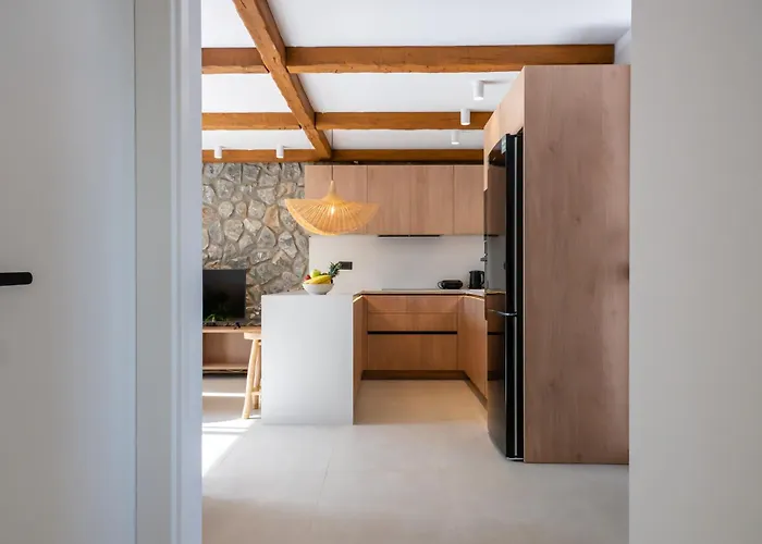 Brillante By Renthub Kolymbia