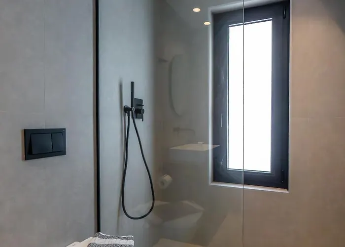 Willa Brillante By Renthub Kolymbia